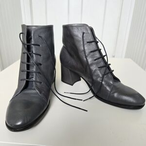 Lilimill Chic Gray Lace-Up Ankle Boots for Women. Made in Italy. 8.5 ( 39)